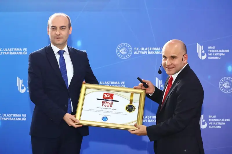 Photo de la cérémonie de remise de prix de l'Association d'informatique publique — KBD