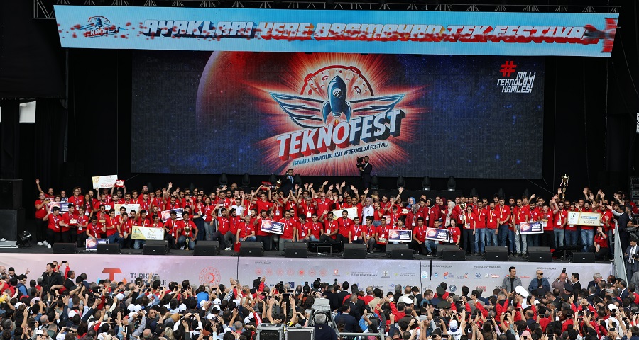 TEKNOFEST 1 Milyon 720 Bin Kişiyle Rekor Kırdı TEKNOFEST 1 Milyon 720 Bin Kişiyle Rekor Kırdı