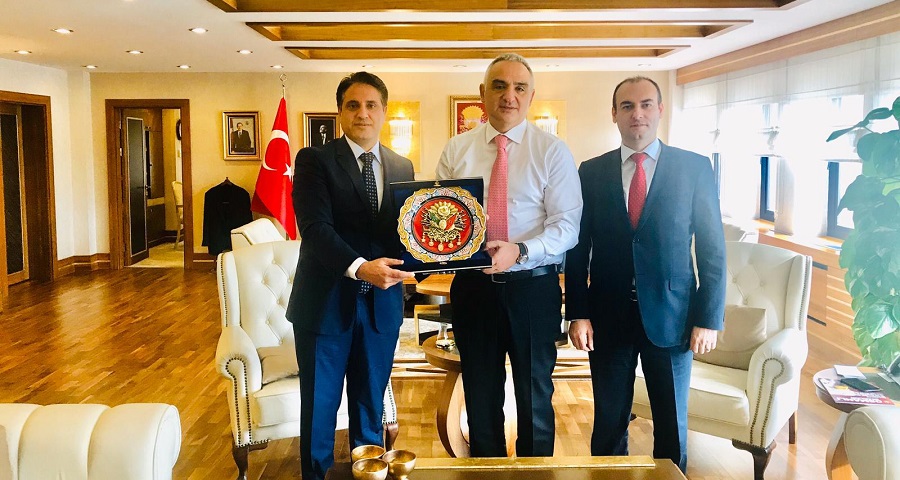 Bilişim Grubu Başkanı Vatansever, Kültür ve Turizm Bakanı Ersoy Bir Araya Geldi Bilişim Grubu Başkanı Vatansever, Kültür ve Turizm Bakanı Ersoy Bir Araya Geldi